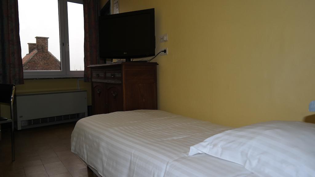 De Bonte Os Hotel & Tower Roeselare Ruang foto
